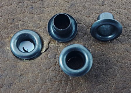 Zeilringen zwart gat Ø 8 mm vanaf 100 stuks